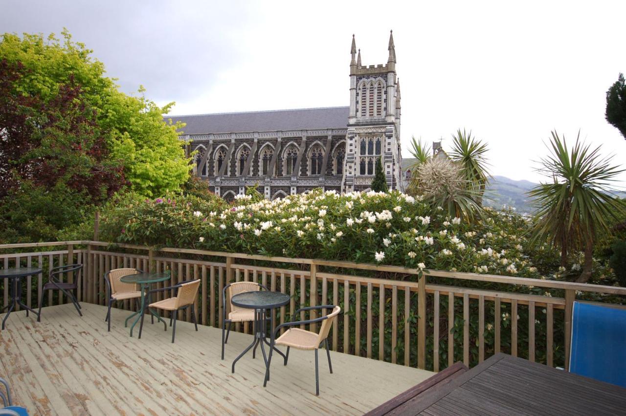 Hogwartz Backpackers And Studios Dunedin Exterior photo